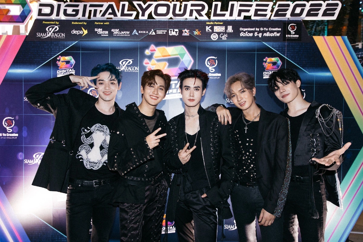 Star Hunter สร้างความฮือฮา เปิดตัวบอยแบนด์น้องใหม่ “ELEMENT”