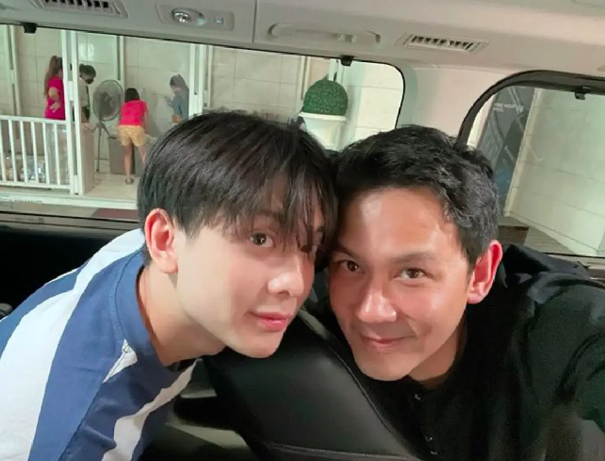 ใช่คนรู้ใจหรือเปล่าน๊า! “ฟลุค-โบ” เปิดตัวสาวน้อยหน้าใสข้างกาย “น้องอชิ” 