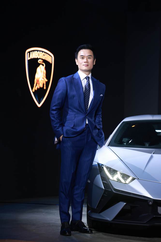 ทำไมถึงควรค่ากับการเป็นเจ้าของ HURACAN TECNICA ไอคอนนิคความแรงใหม่ล่าสุดจาก LAMBORGHINI