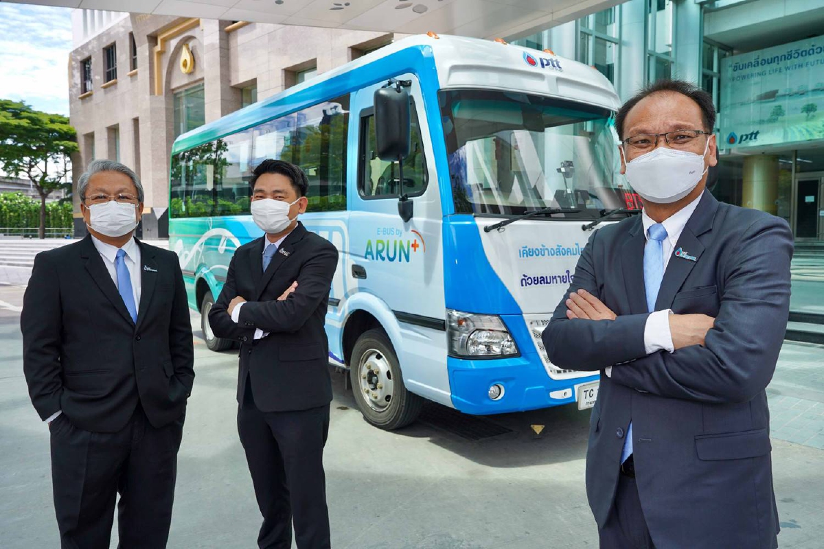 ARUN PLUS จับมือ PTT Digital นำร่องติด จีพีเอส รถ E-Bus ตอบโจทย์งานบริการ ARUN PLUS จับมือ PTT Digital นำร่องติด จีพีเอส รถ E-Bus ตอบโจทย์งานบริการ