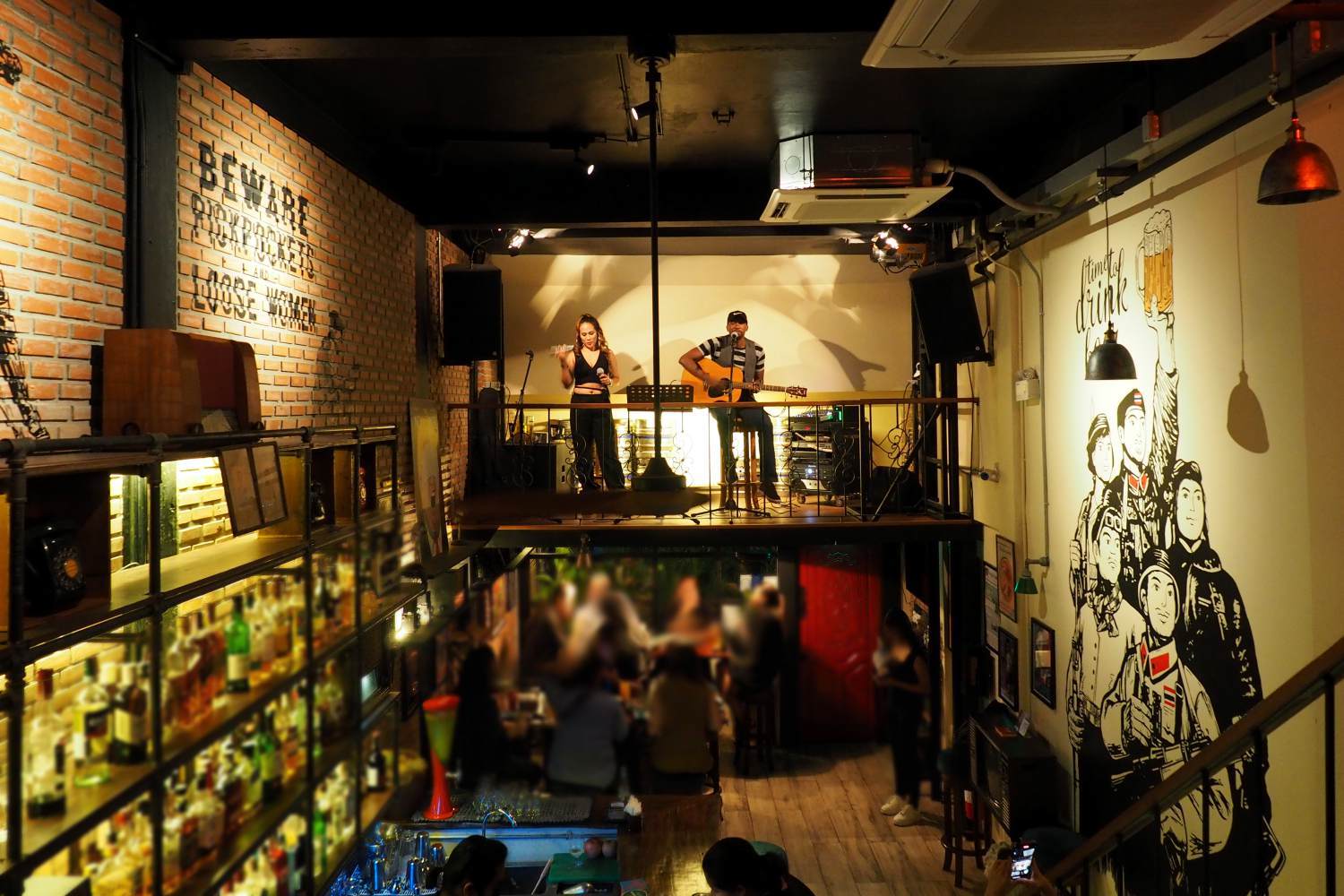 Propaganda Bar บาร์ลับย่านใจกลางสุขุมวิท สุนทรีย์และความรื่นรมย์ที่ต้องบอกต่อแบบไม่ต้องชวนเชื่อ