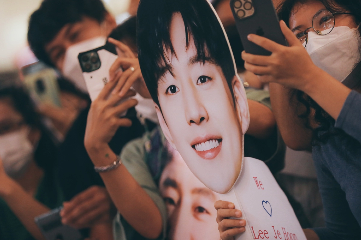 เซ็นทรัลเวิลด์ รวมภาพบรรยากาศสุดฟิน Lee Je Hoon #อีเจฮุน พระเอกเกาหลีสุดฮ๊อต 