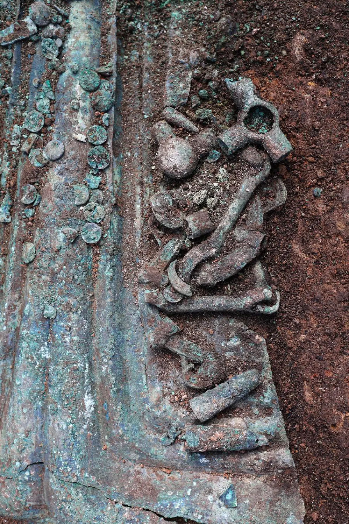 จีนพบสุสานสมัยราชวงศ์ซาง-ฮั่นตะวันตกมากกว่า1,100หลุม