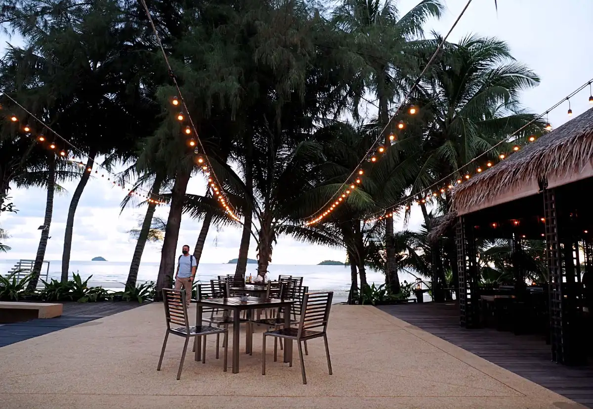 Centara Koh Chang Tropicana Resort ความงดงามสุดขอบทะเลตะวันออกของไทย