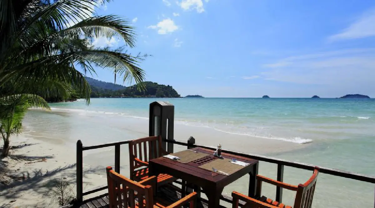 Centara Koh Chang Tropicana Resort ความงดงามสุดขอบทะเลตะวันออกของไทย