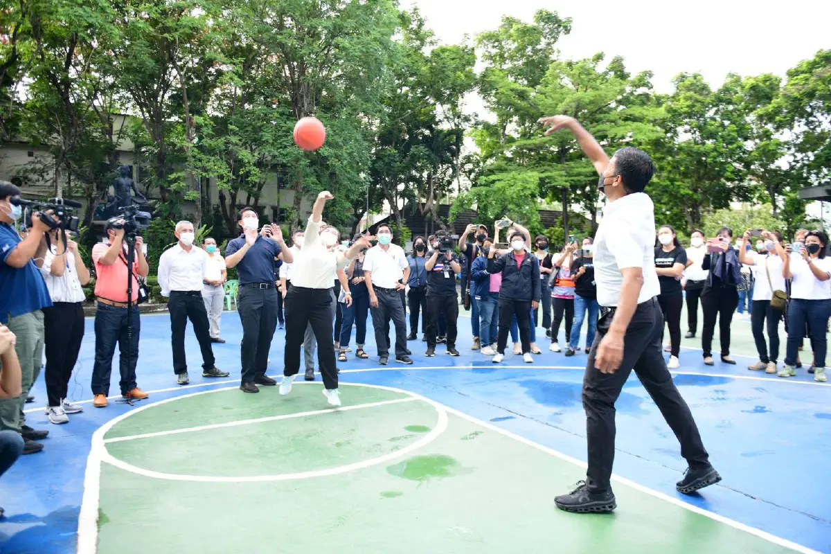 "ชัชชาติ"เชื่อบรรลุเป้าหมาย4ปีปลูกต้นไม้ได้1ล้านต้น