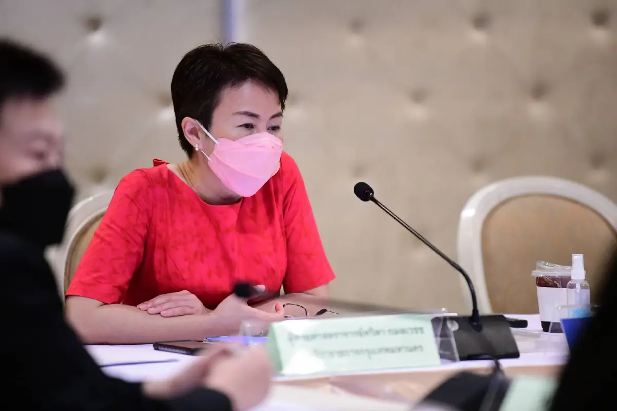 ปรับศบค.กทม.เป็นศูนย์บริหารสาธารณสุขฉุกเฉินหลังโควิดคลี่คลาย