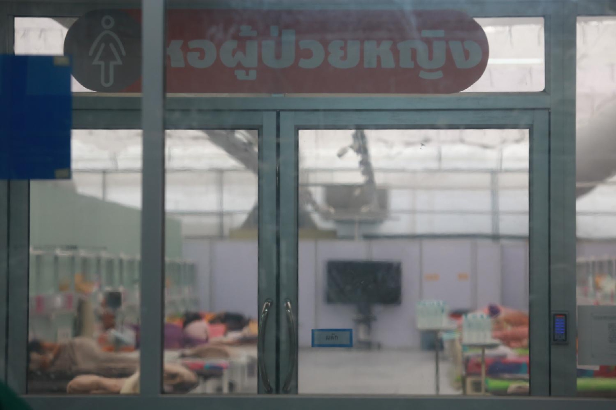 'แพทย์ชนบท' แฉยาขาดแคลนหนัก! รพ.ต้องยืม ยาฟาวิ-โมลนู กันเอง 'แพทย์ชนบท' แฉยาขาดแคลนหนัก! รพ.ต้องยืม ยาฟาวิ-โมลนู กันเอง