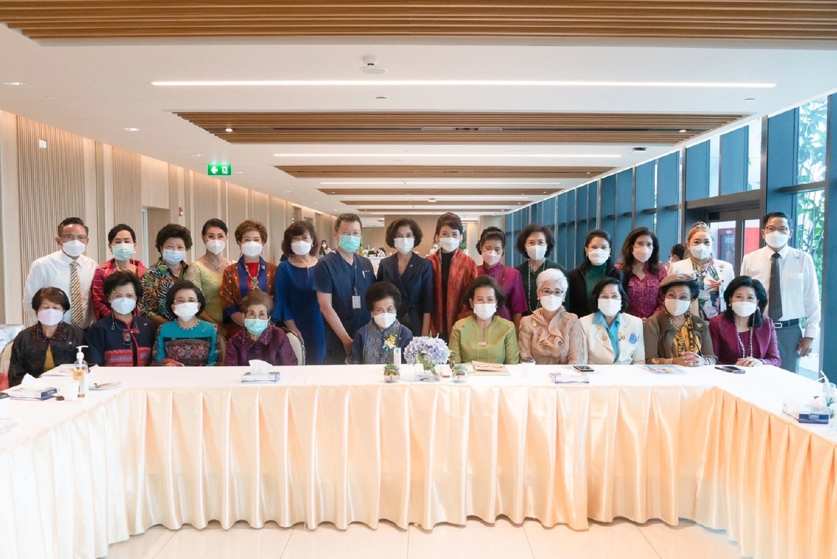 คณะกรรมการสมาคมแม่ดีเด่นแห่งชาติ จัดงานประชุมวาระพิเศษสรุปการเตรียมงานอุปสมบทหมู่เฉลิมพระเกียรติฯ 