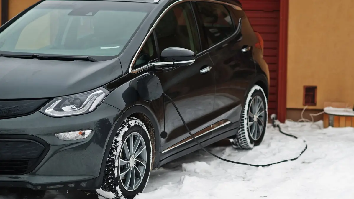 ขั้วแบตเตอรี่ลิเธียมไอออนใหม่ แก้ปัญหาในอากาศเย็น