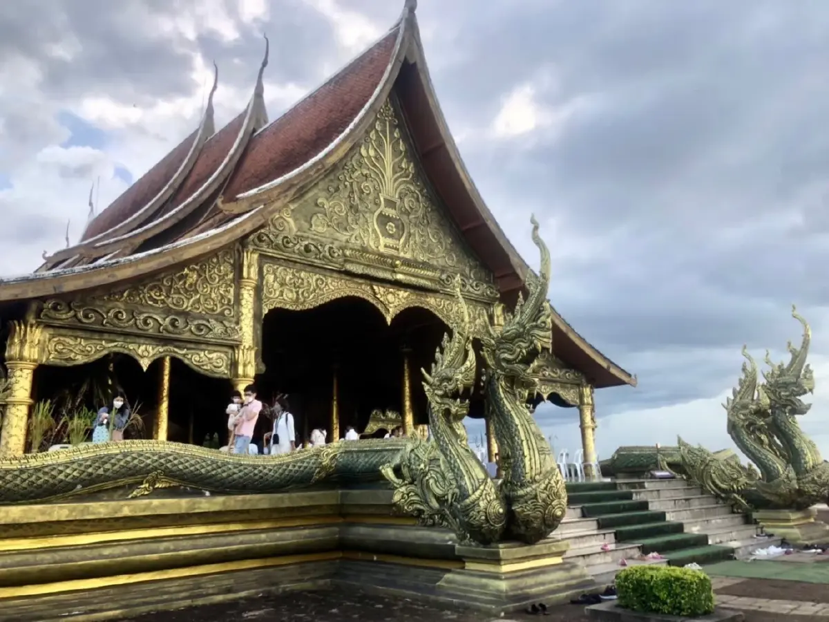 ทำบุญ 9 วัดไทยสุดอันซีน เสริมความปังส่งท้ายปี 65