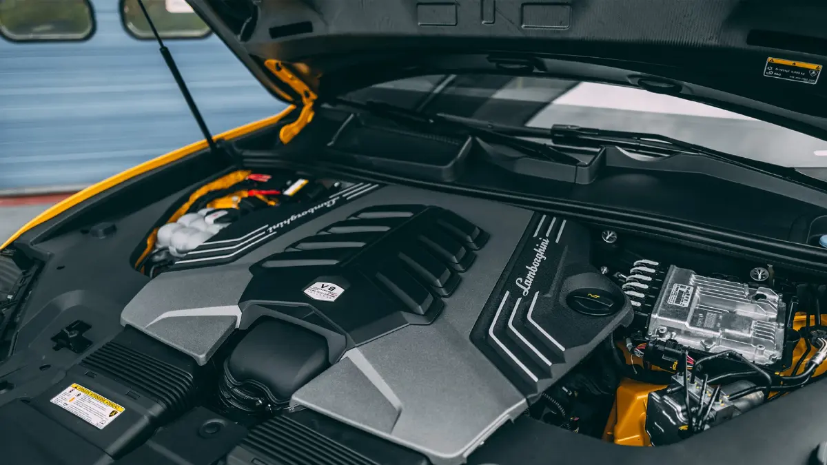 ทวงเจ้าตลาด SUPER SUV "Lamborghini Urus Performante”