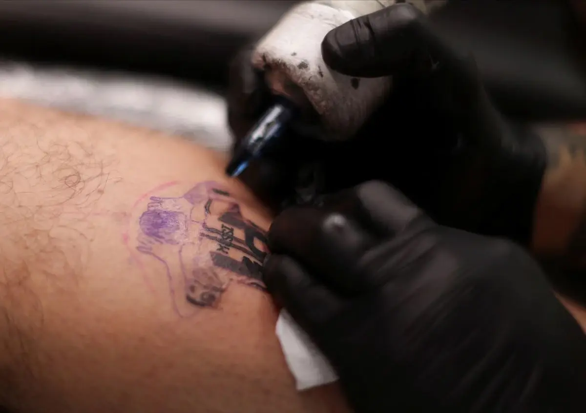 แฟนบอลอาร์เจนติน่าแห่สักรูปเมสซี่หลังคว้าแชมป์โลก