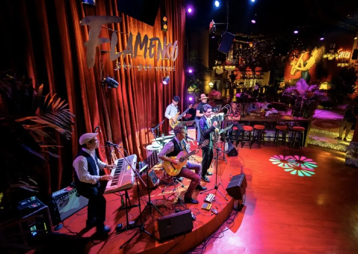 ‘ฟลาเมงโก แบงค็อก’ สกายบาร์สุดโมเดิร์นแฝงกลิ่นอายละติน