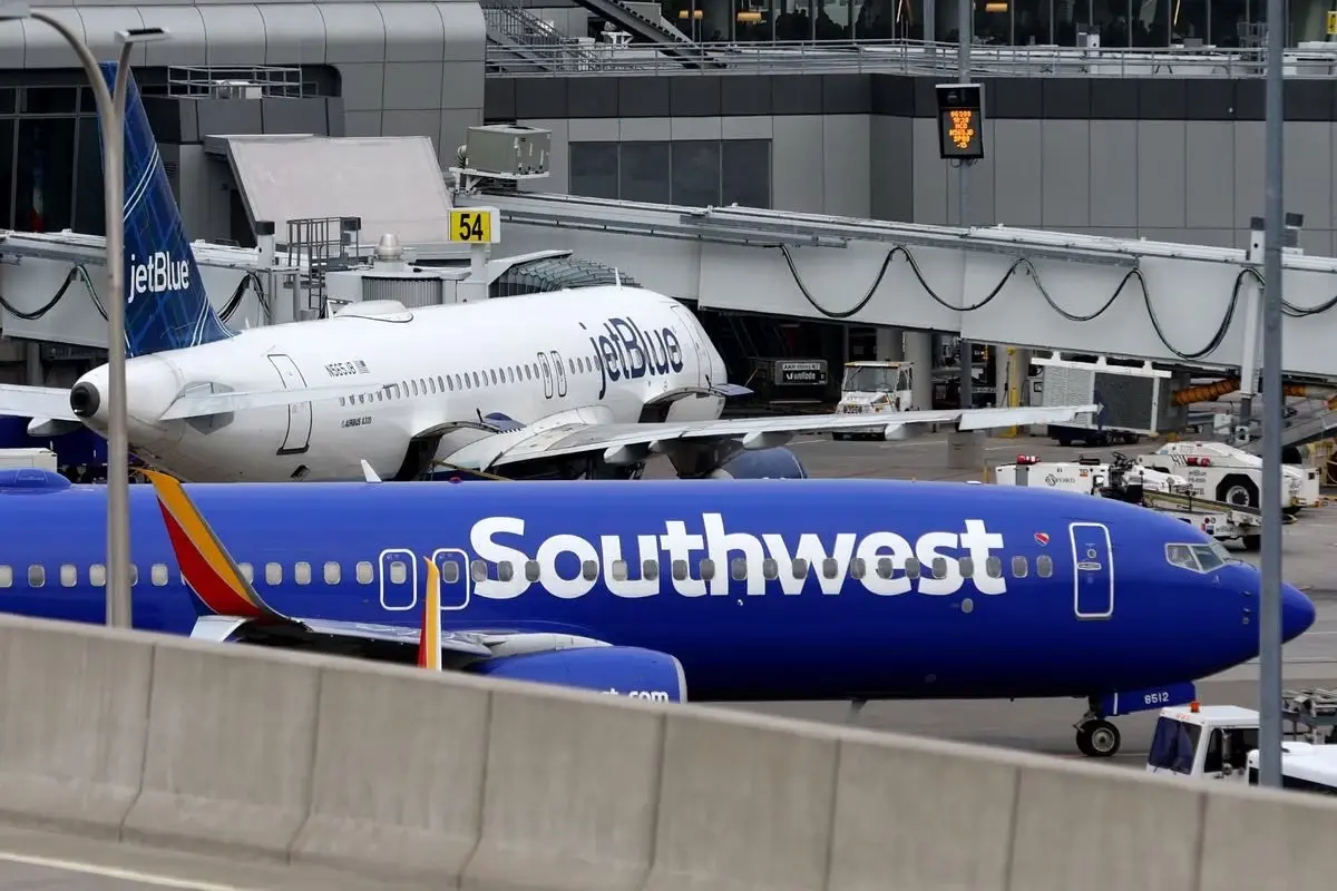 FAA ระบบล่ม ทำเที่ยวบินสหรัฐป่วนนับหมื่นไฟล์ท