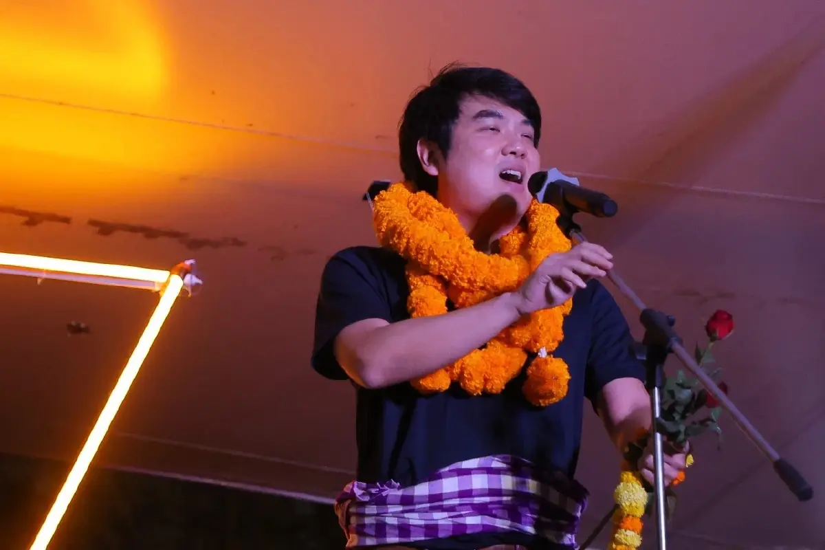 “ก้าวไกล – อนาคตใหม่” ยกทัพเยือนขอนแก่น ดัน “พิธา” นั่งนายก