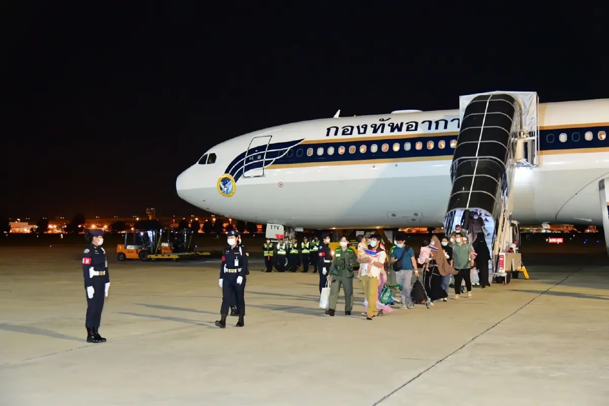 คนไทยชุด 2 จากซูดานถึงไทยแล้ว เหลืออีก 5 คนสุดท้าย