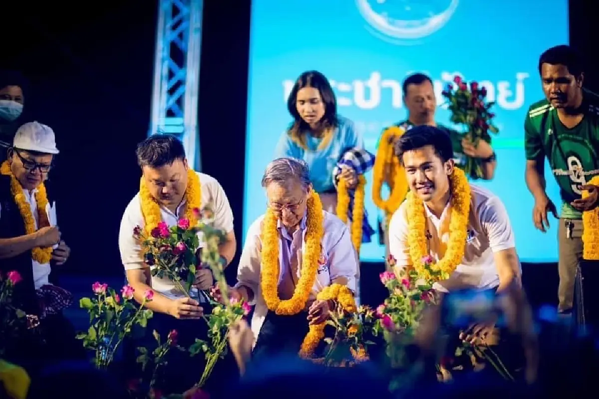 เลือกตั้ง66:ชวนควงอภิสิทธิ์ช่วยสาธิตหาเสียงขอชาวระยองเลือกประชาธิปัตย์