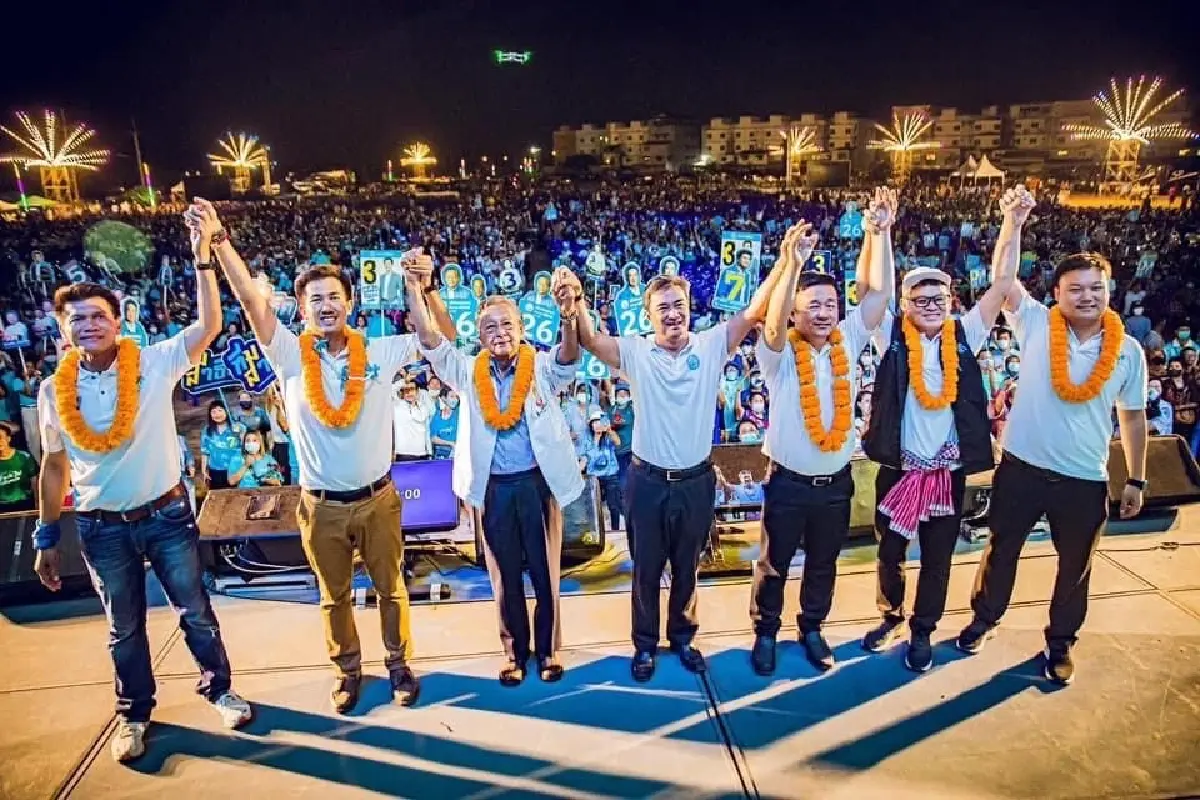 เลือกตั้ง66:ชวนควงอภิสิทธิ์ช่วยสาธิตหาเสียงขอชาวระยองเลือกประชาธิปัตย์