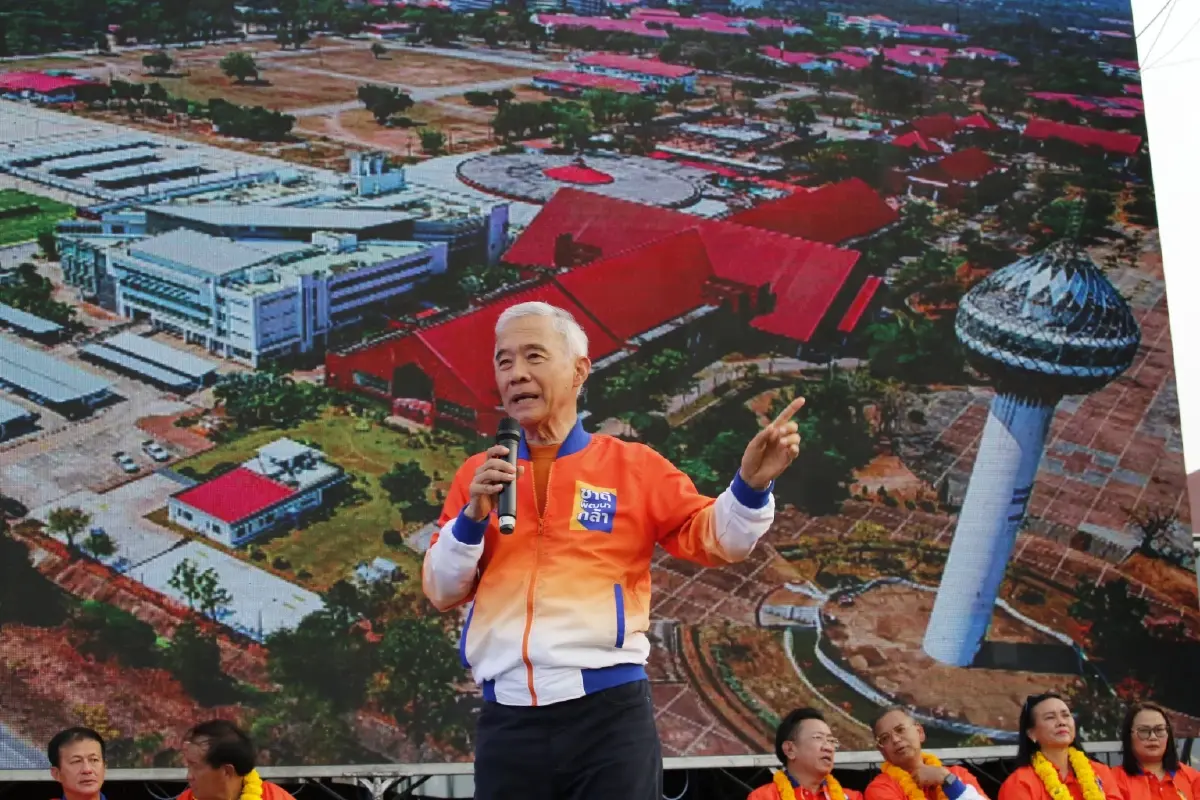 เลือกตั้ง66: “สุวัจน์” ลั่นเอาเศรษฐกิจยุคทองกลับมา สู้ตายไว้ลายชาติชาย