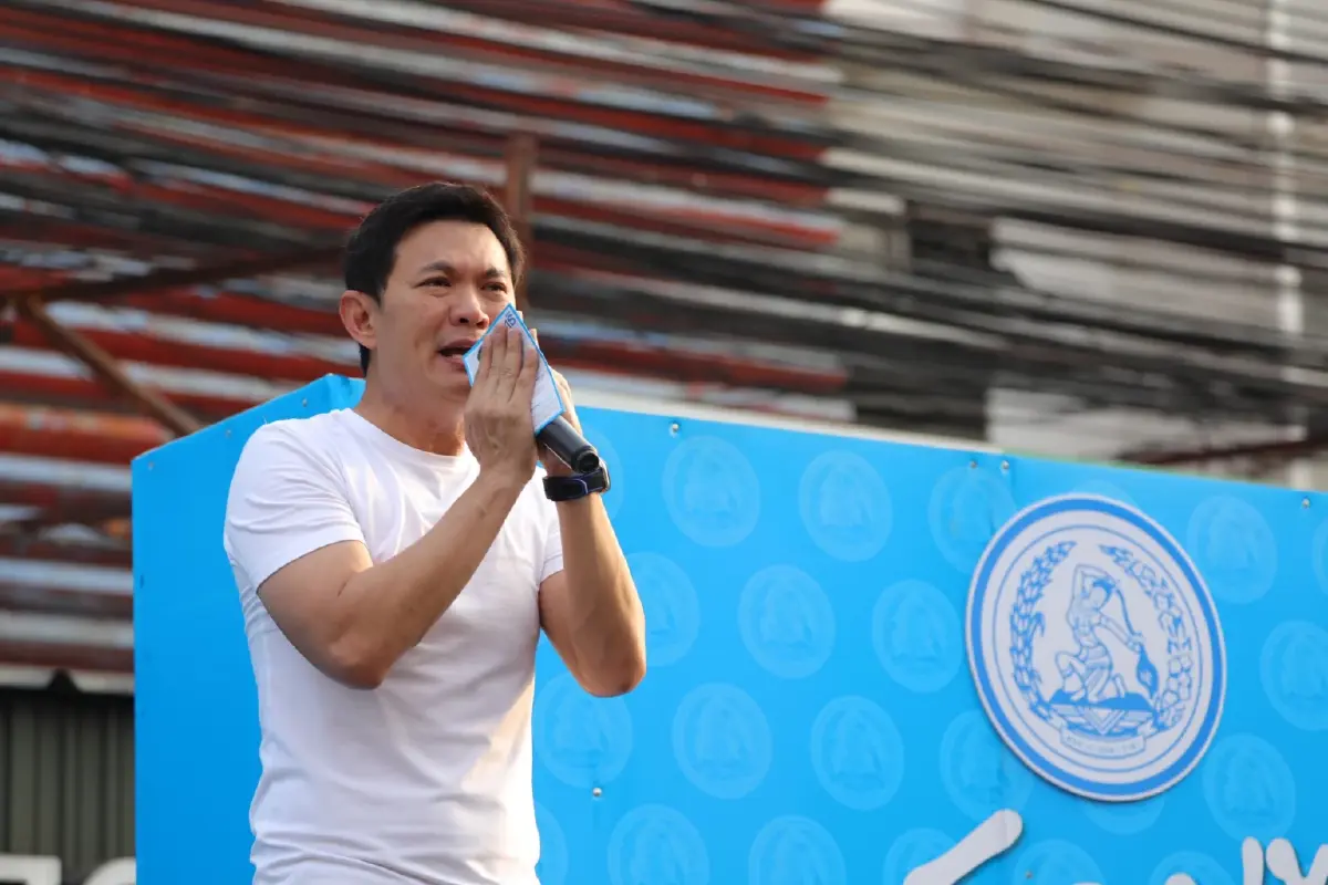 เลือกตั้ง66 : “องอาจ – ดร.เอ้ – มาดามเดียร์” บุกบางนา-พระโขนง