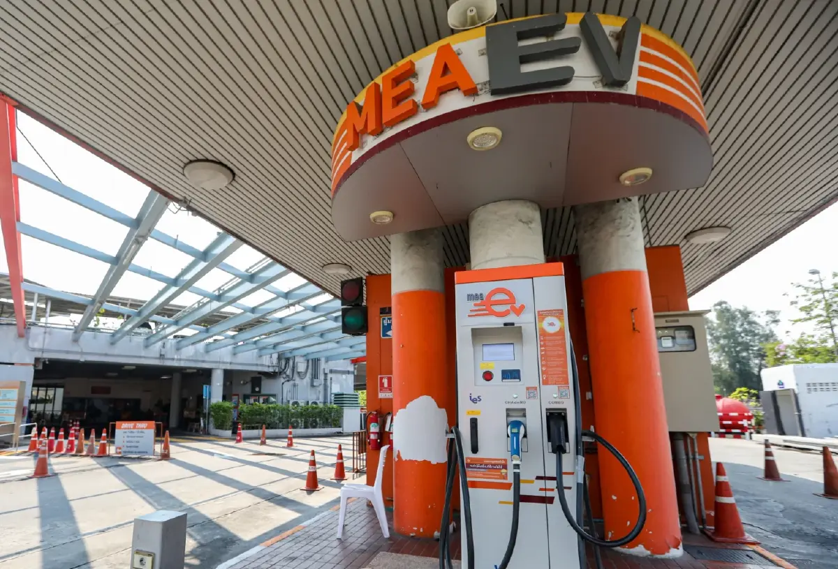 ตลาดรถ EV ขาขึ้น ยอดขายในไทยพุ่ง แนะพัฒนาจุดชาร์จ รับเทรนด์เติบโต