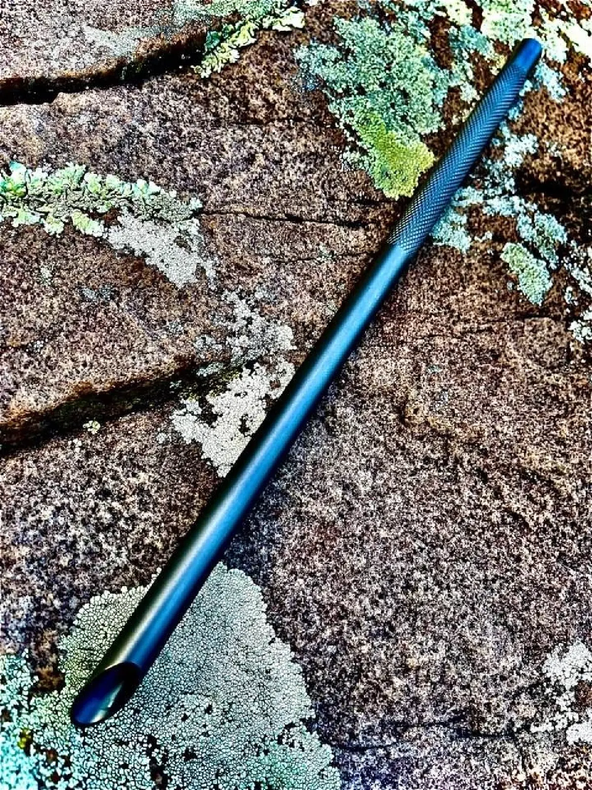 หนุ่มสหรัฐถูกจับหลังพกหลอดดูดน้ำโลหะขึ้นเครื่อง