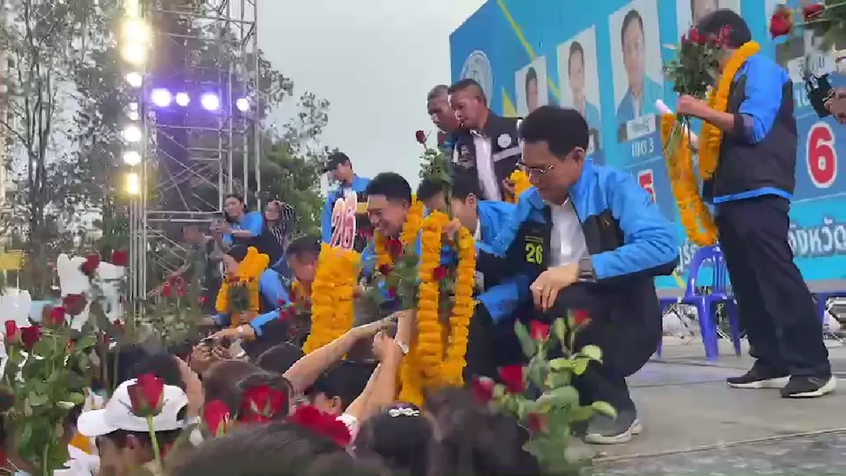 เลือกตั้ง66: จุรินทร์ ปลุกสุราษฎร์ กาประชาธิปัตย์ทั้ง 2 ใบ เพื่ออนาคตประเทศ