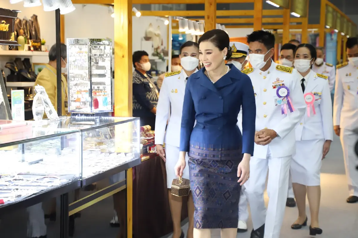 พระราชินี ทรงเปิดงานอัตลักษณ์แห่งสยาม ครั้งที่ 14