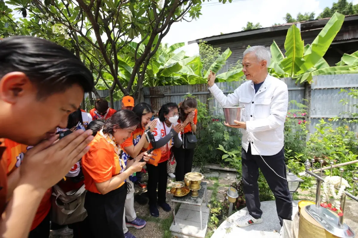 “สุวัจน์-เทวัญ” แขกพิเศษ บ้านคุณย่าโม