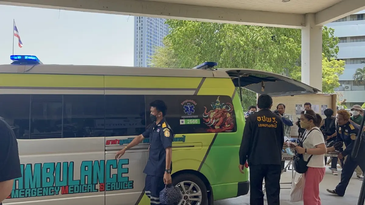 เลือกตั้ง66 : เลือกตั้งล่วงหน้าเขตบางกะปิ ระบบล่ม-อากาศร้อน