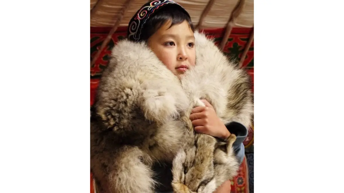 ขนสุนัขจิ้งจอกซึ่งนิยมมาทำเป็นเครื่องนุ่งห่มกันหนาว