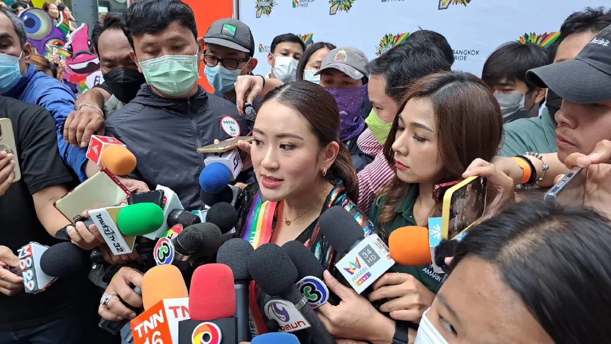 “อุ๊งอิ๊ง” ย้ำจุดยืนเพื่อไทย หนุนกฎหมายสมรสเท่าเทียม