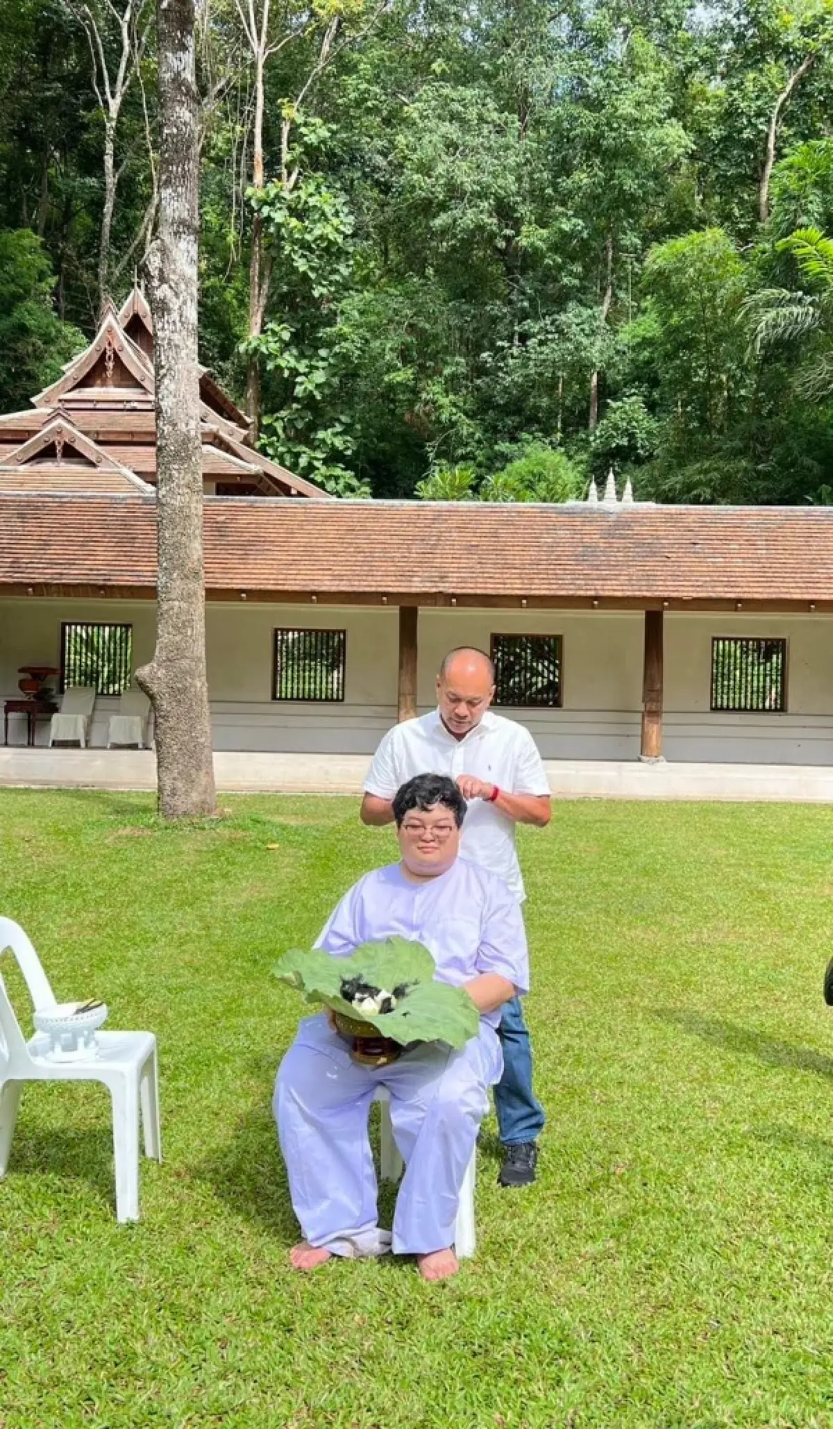 จาก ราษฎร สู่ บรรพชิต เพนกวิน ออกบวชเข้าสู่ เส้นทางธรรม