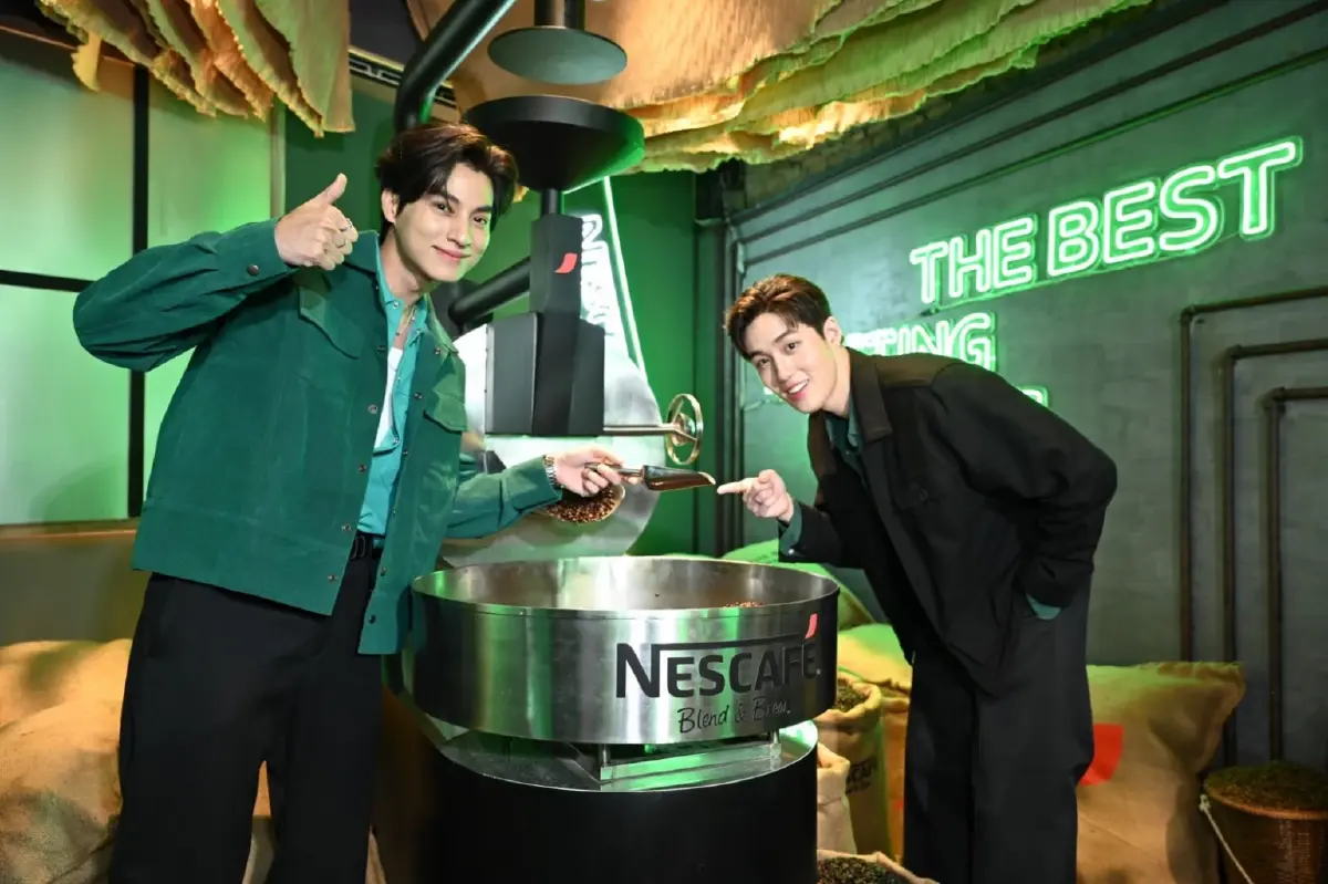 กลัฟ-ต่อ ชวนดื่มสุดฟิน เช็คอินคลับกาแฟเทคโนโลยี AR สุดล้ำใจกลางเยาวราช