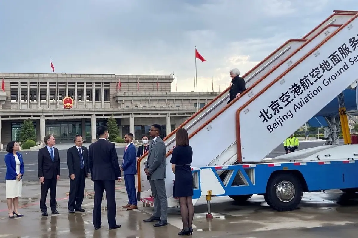 เยลเลน รมว.คลังสหรัฐเริ่มการเยือนจีนหลังทั้งสองฝ่ายเผชิญหน้ากันมากขึ้น