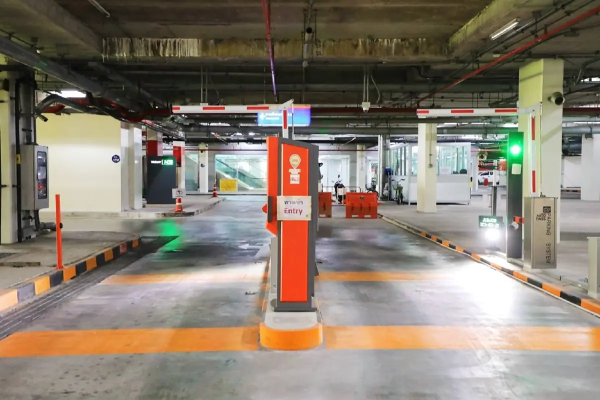 เปิดบริการวันนี้ "ลานจอดรถใต้ดินระบบอัจฉริยะ" สถานีกลางกรุงเทพอภิวัฒน์