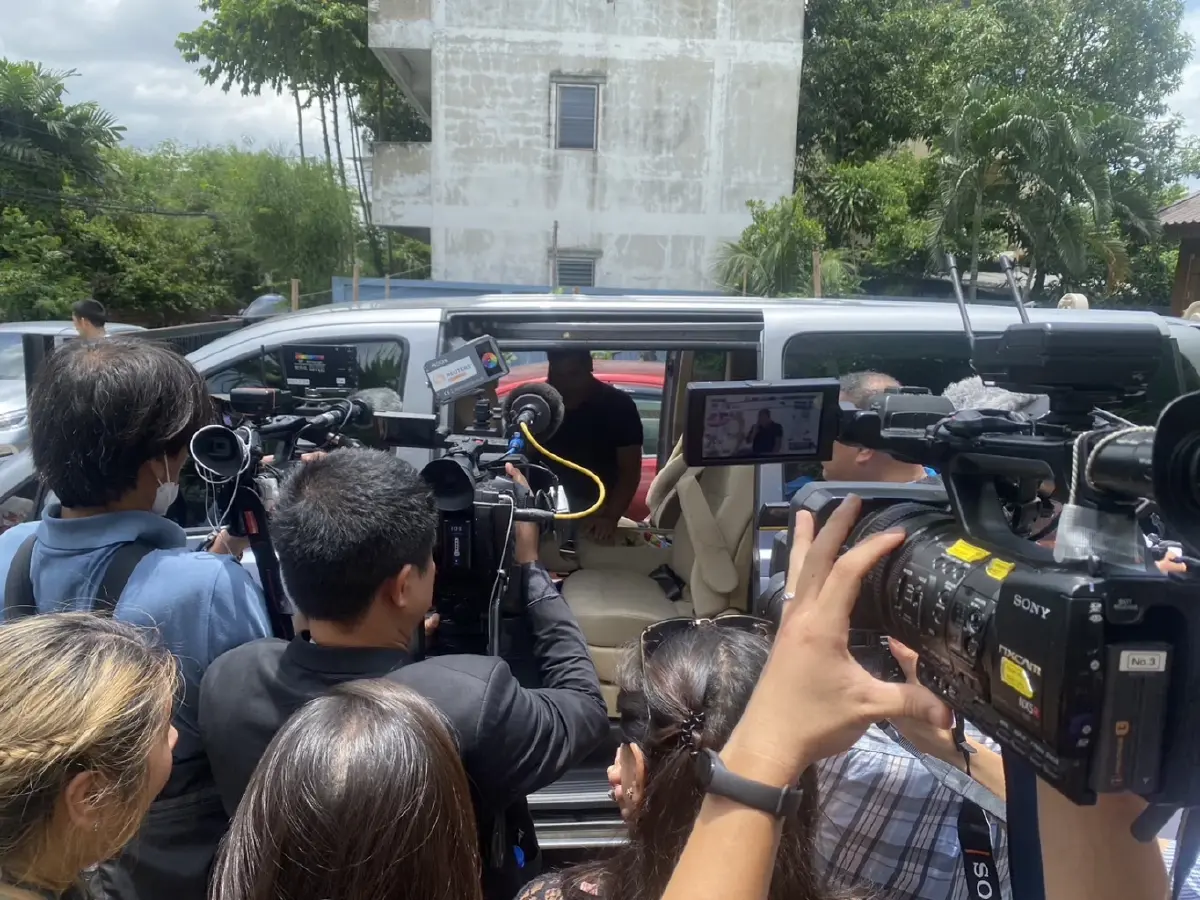 'ไม่เคยลืมว่าตนเองเป็นคนไทย' ท่านอ้นเปิดใจ หลังกลับไทยครั้งแรก