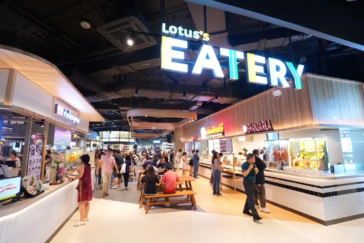 อัพเลเวลศูนย์อาหาร “Lotus’s Eatery” ที่แฮงก์เอาท์สุด Smart ย่านสุขุมวิท