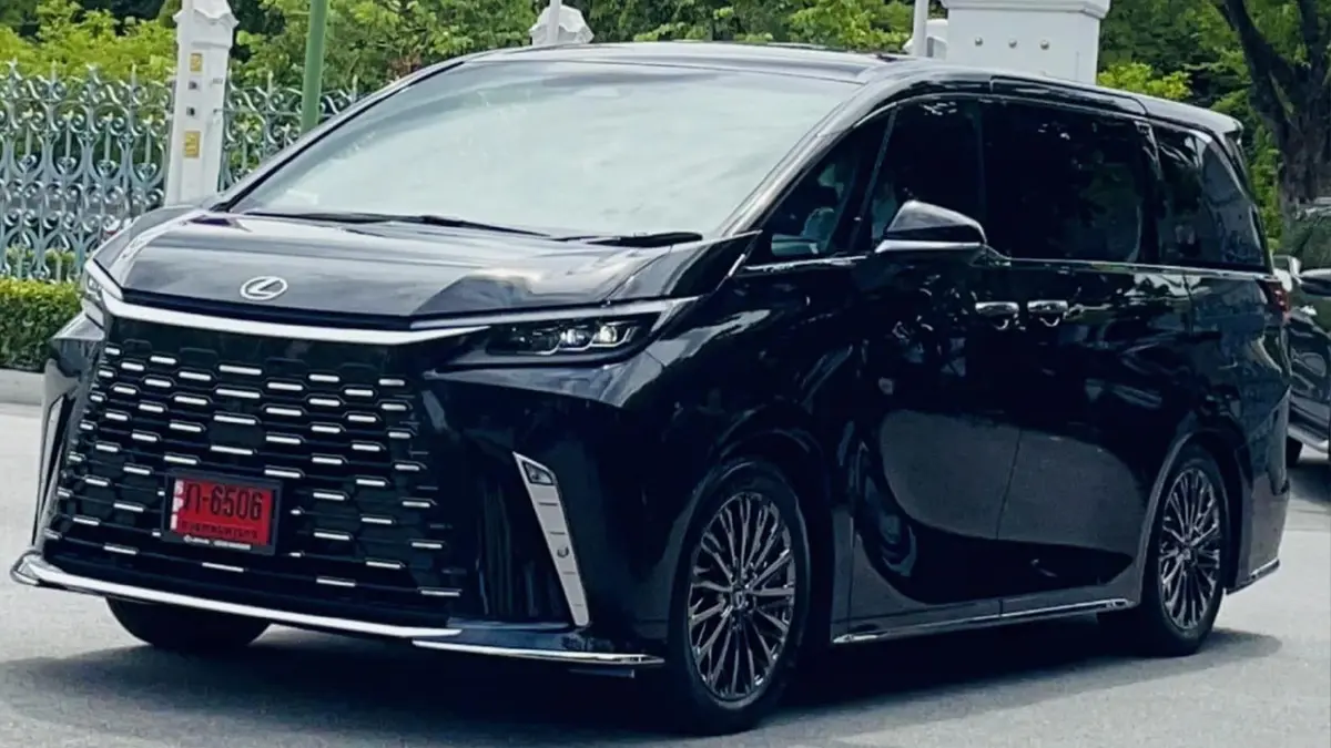 รถยนต์ส่วนตัวคันใหม่ นายกฯเศรษฐา 