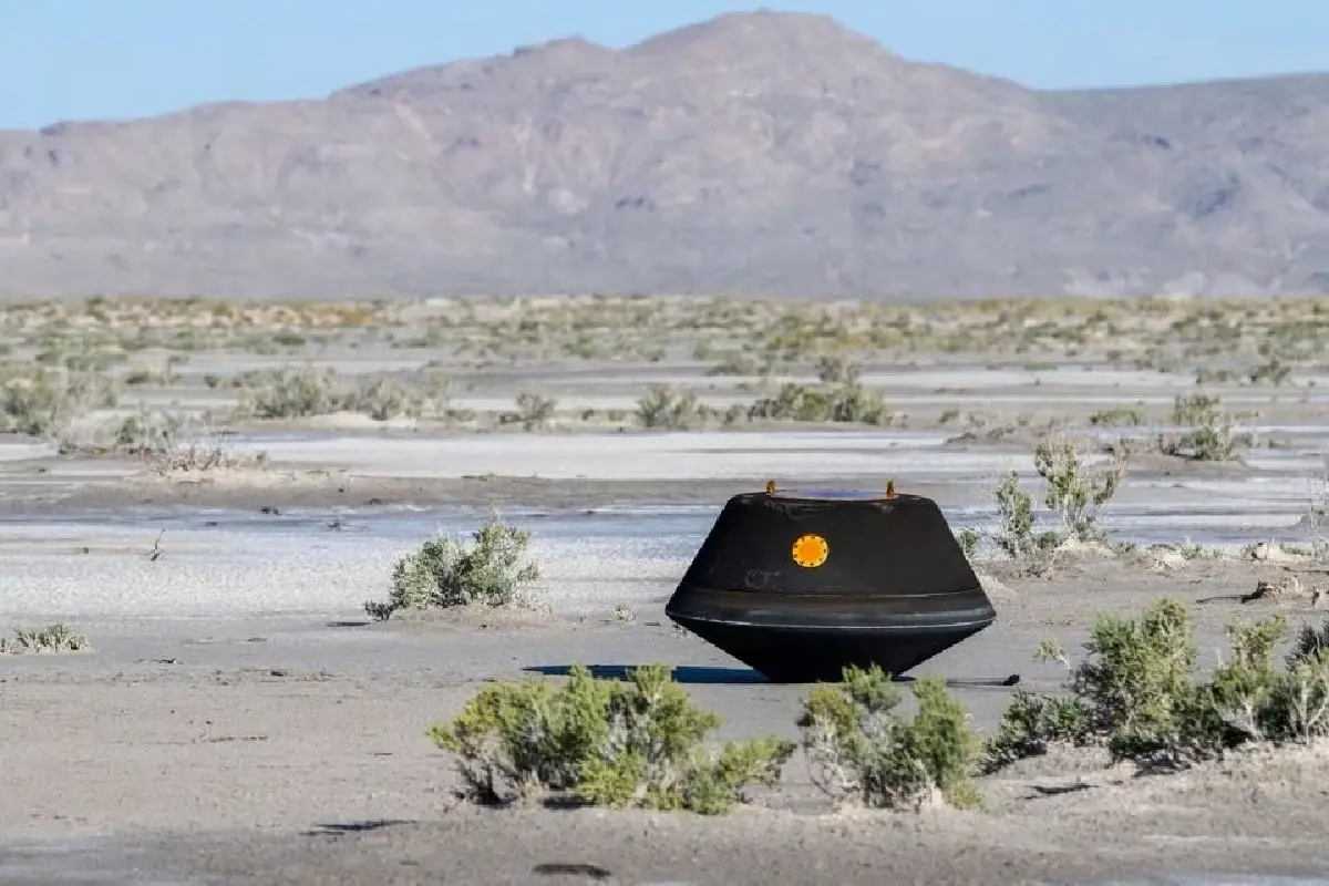 ตัวอย่างดาวเคราะห์น้อยดวงแรกของ NASA ลงสู่ทะเลทรายยูทาห์อย่างปลอดภัย