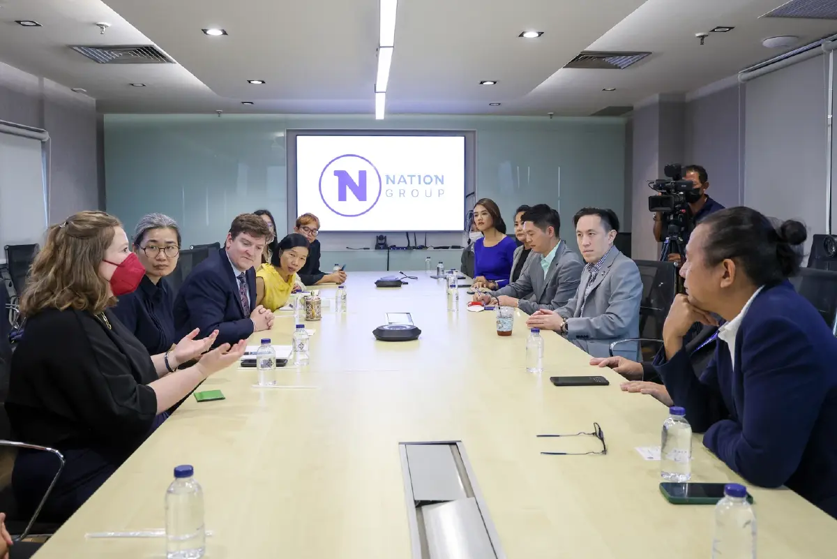 "ฉาย" พร้อมผู้บริหารเครือเนชั่นต้อนรับเจ้าหน้าที่สถานทูตสหรัฐอเมริกา