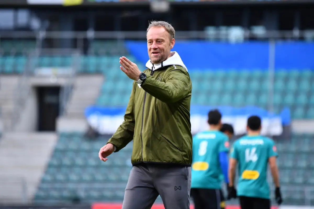 เรียกศรัทธา"บอลไทย" เตรียมจัดชุดดีที่สุดฟัดเอสโตเนีย ,สถิติ ถ่ายทอดสด