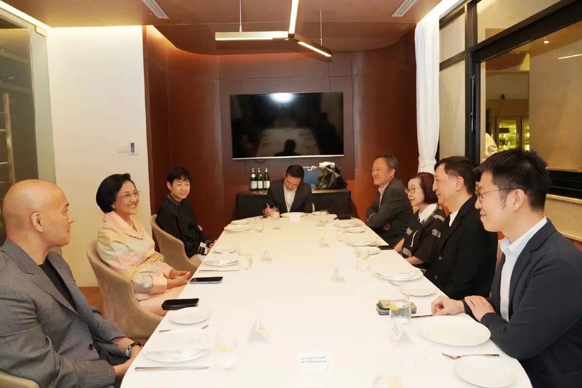 นางนลินี ทวีสิน ผู้แทนการค้าไทยหารือนายโรนัลด์ โฮ ผู้อำนวยการภาคพื้นเอเชียตะวันออกเฉียงใต้และเอเชียใต้ องค์การสภาพัฒนาการค้าฮ่องกงและคณะ