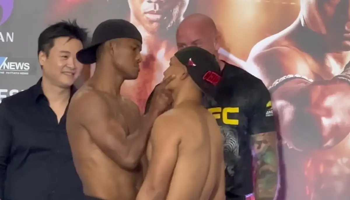 ถ่ายทอดสด ไฟต์หยุดโลก ! 'บัวขาว VS แสนชัย'