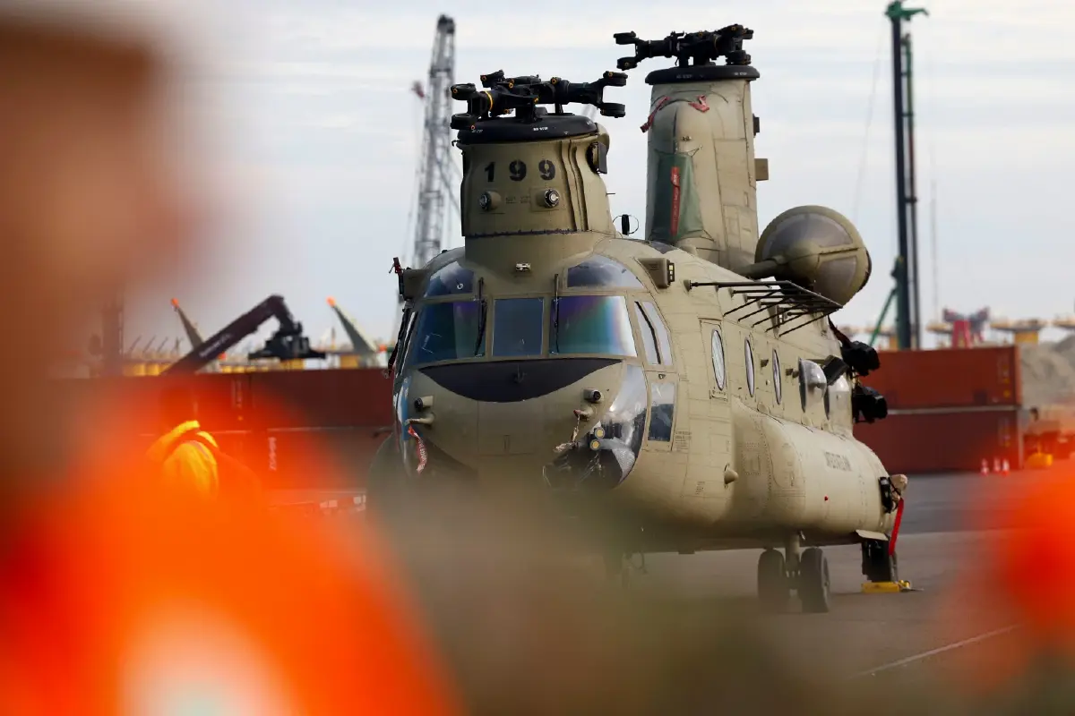 เงินเยนที่อ่อนค่าลง ส่งผลให้ญี่ปุ่นต้องลดแผนการใช้จ่ายทางทหาร