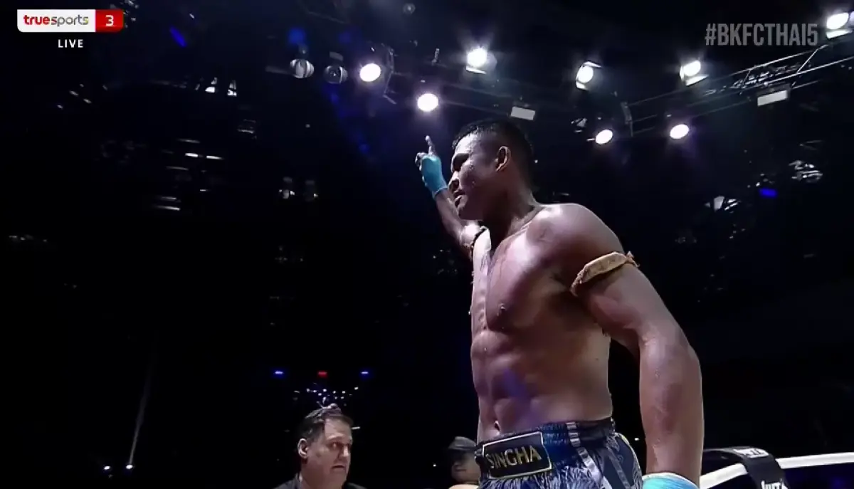 เปิดใจ 2 เพื่อนรัก "บัวขาว-แสนชัย" ลั่นไม่ขอชกกันอีกแล้ว