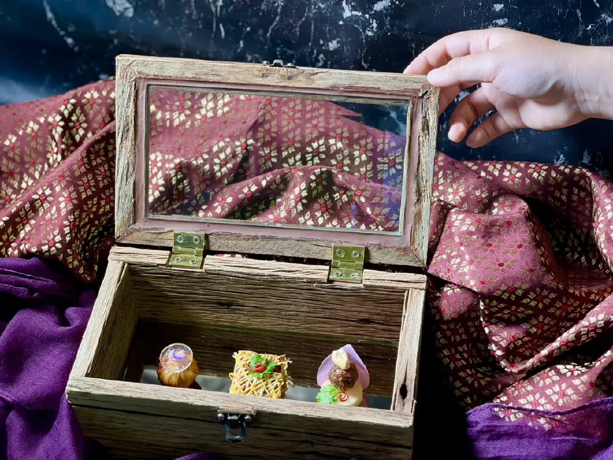 Immersive Experience Fine Dining  กับอาหารร้อยรสบุพเพสันนิวาสที่ ARTLICIOUS