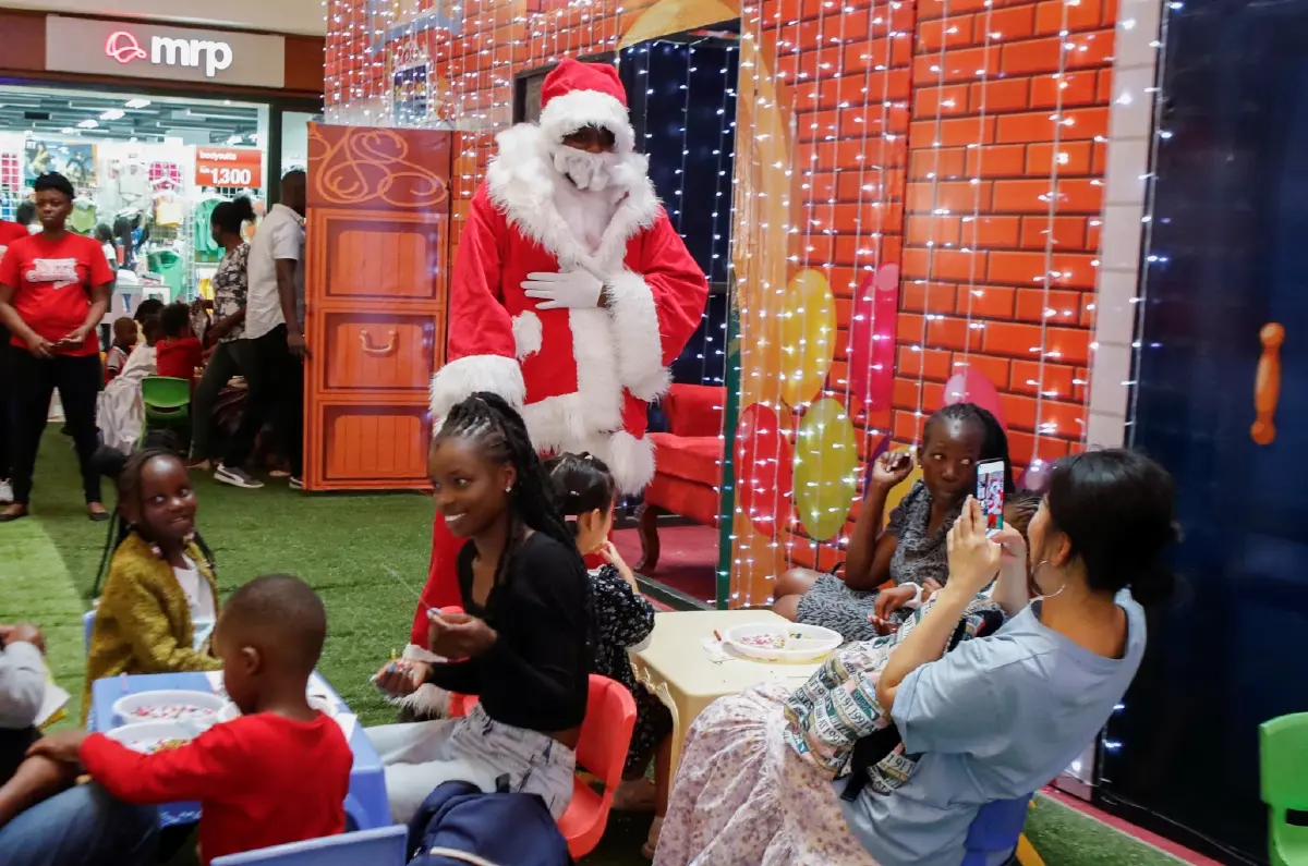 บริษัทโซเชียลมีเดียมีรายได้โฆษณาถึง 11 พันล้านเหรียญจากผู้เยาว์ในสหรัฐ