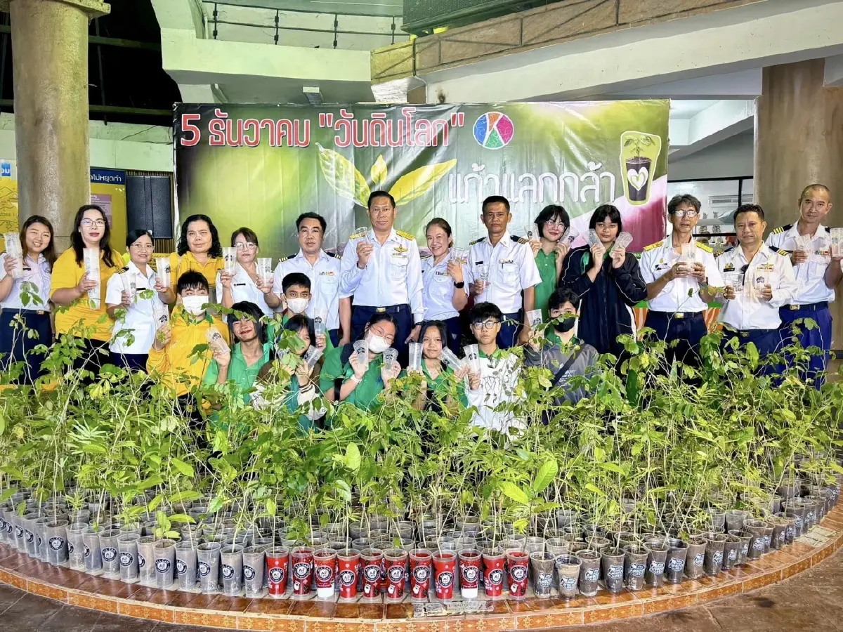 สวนสัตว์เปิดเขาเขียว จัด "วันดินโลก" ชวนนำแก้วแลกกล้าไม้ฟรี!